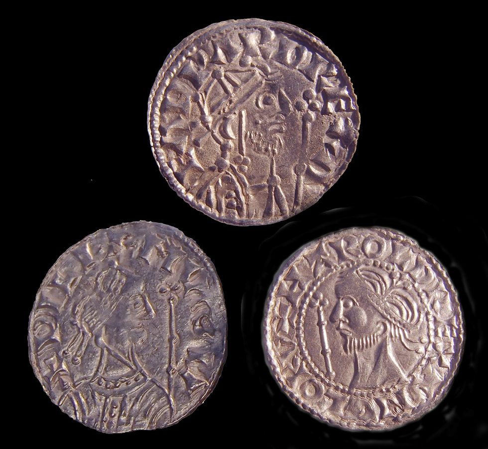 \u200bCoins featuring King William the Conqueror (Left), and Harold (Right), and Edward the Confessor (Top)