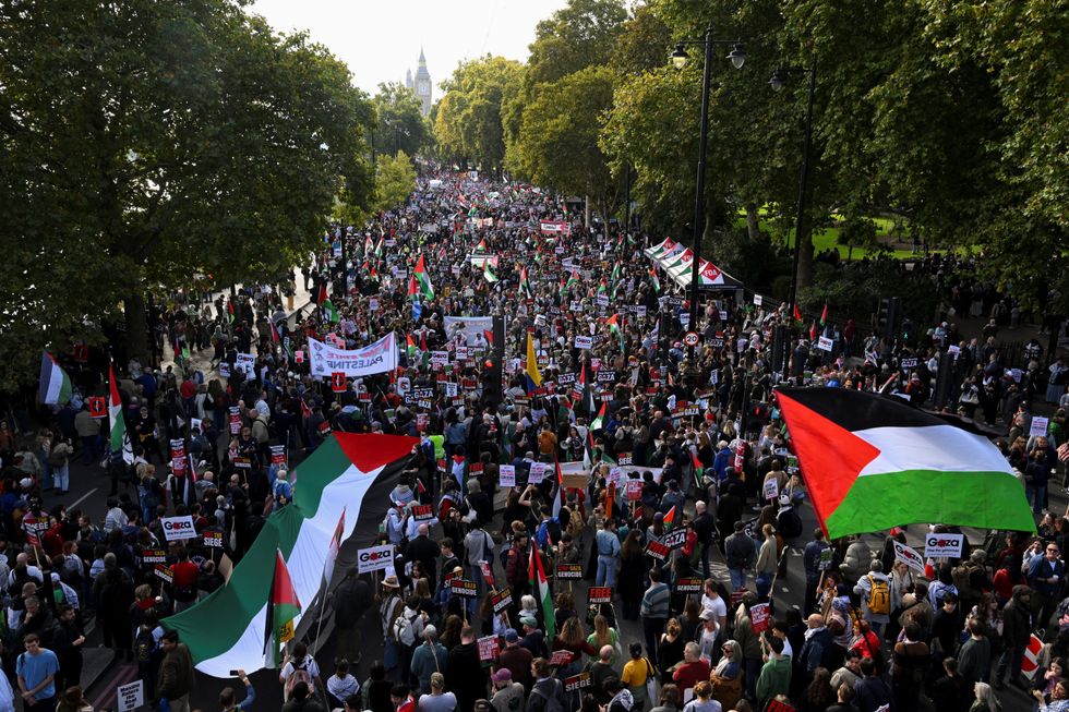 \u200bDemonstrators from the "Palestine Coalition" in London