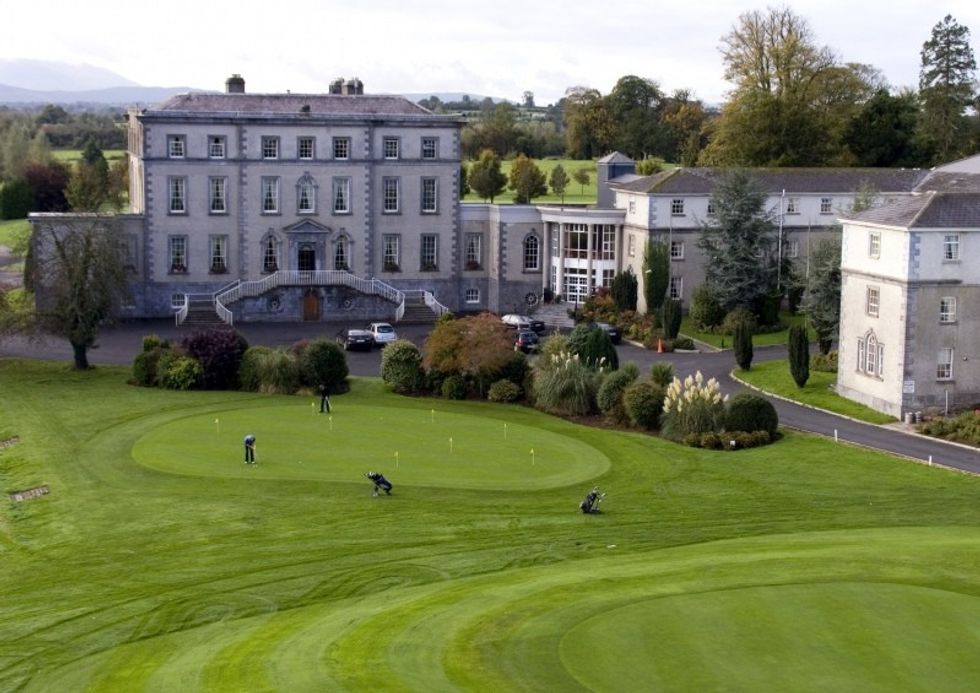 \u200bDundrum House Hotel
