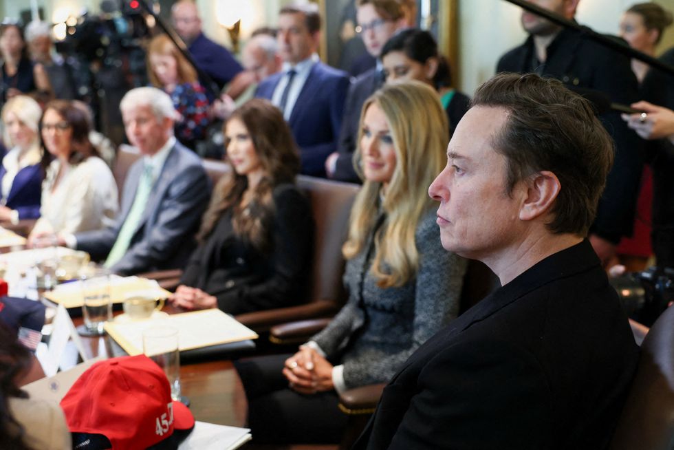 \u200bElon Musk attends a cabinet meeting held by Musk