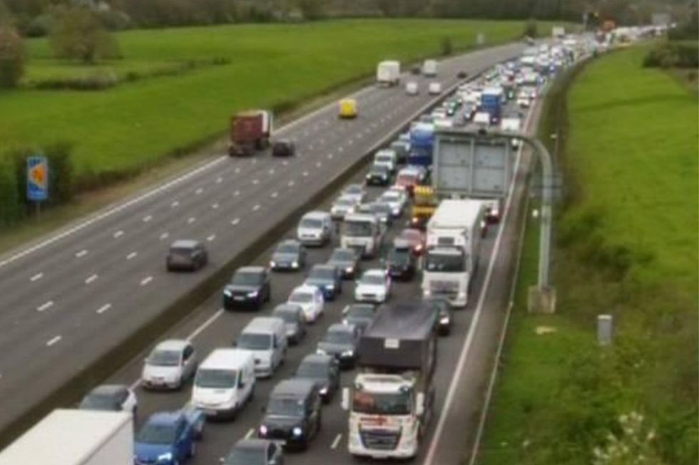 \u200bEmergency resurfacing is taking place on the M25 following a HGV accident