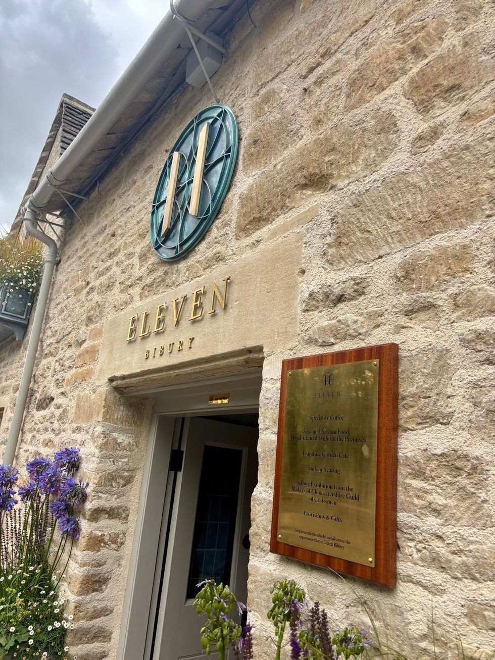 \ U200BentRarance para Bibury