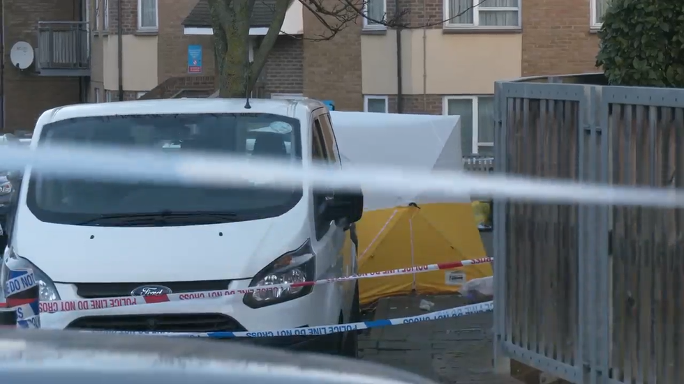\u200bForensics tent set up at sire of triple shooting in Brent