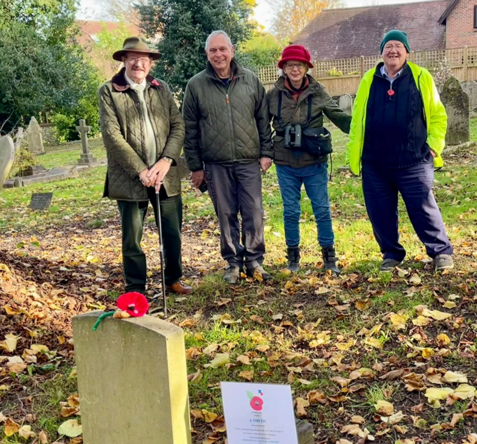 \u200bFriends of St Giles Hill Graveyard