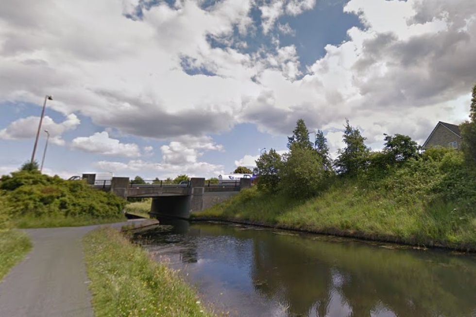 \u200bGeneral view of Union Canal in Edinburgh