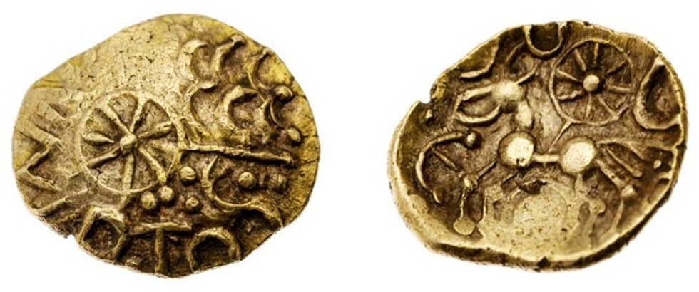 \u200bGold Iron Age coin stamped with Esunertos