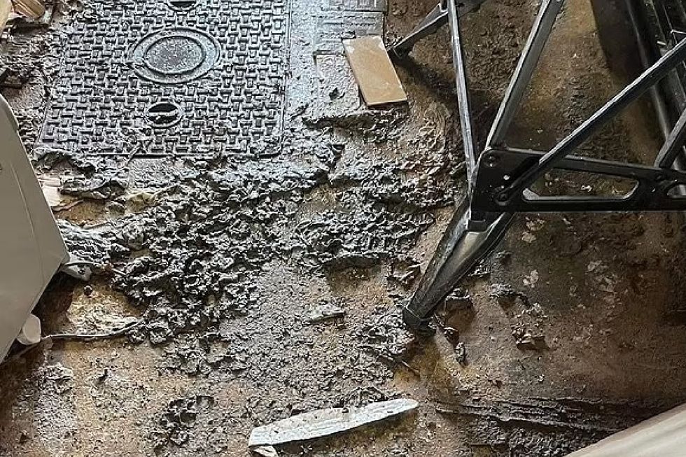 u200bGrime covers floor of military housing