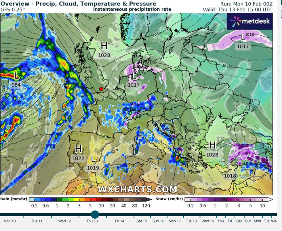 \u200bHigh pressure over Scandinavia edges into Britain