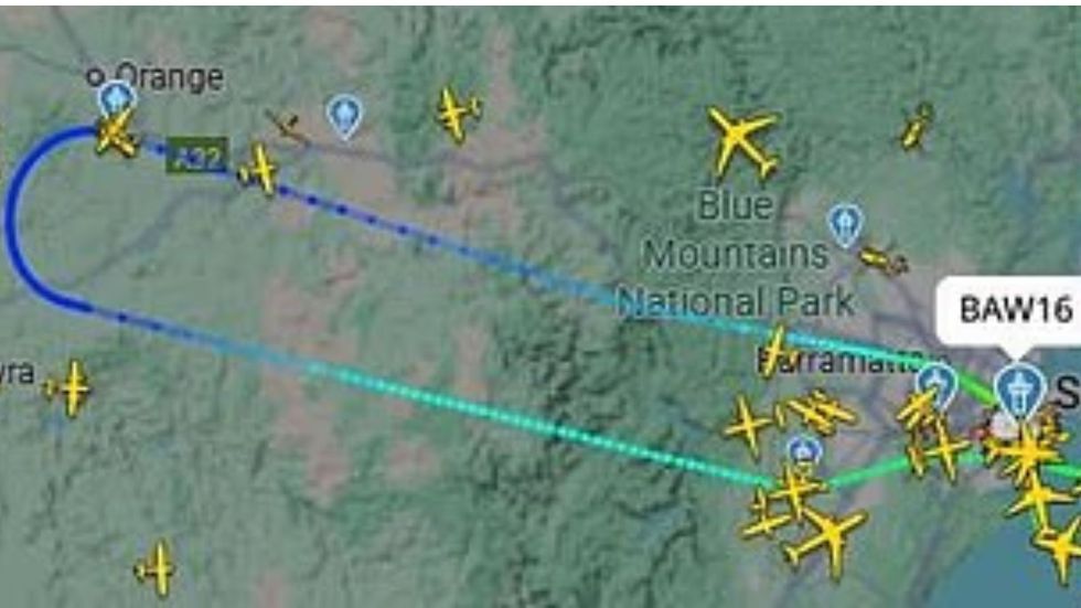 \u200bImages from FlightRadar show the U-turn from the aircraft