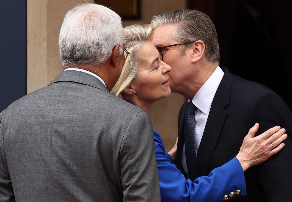 \u200bKeir Starmer greets Ursula von der Leyen at UK-EU Summit