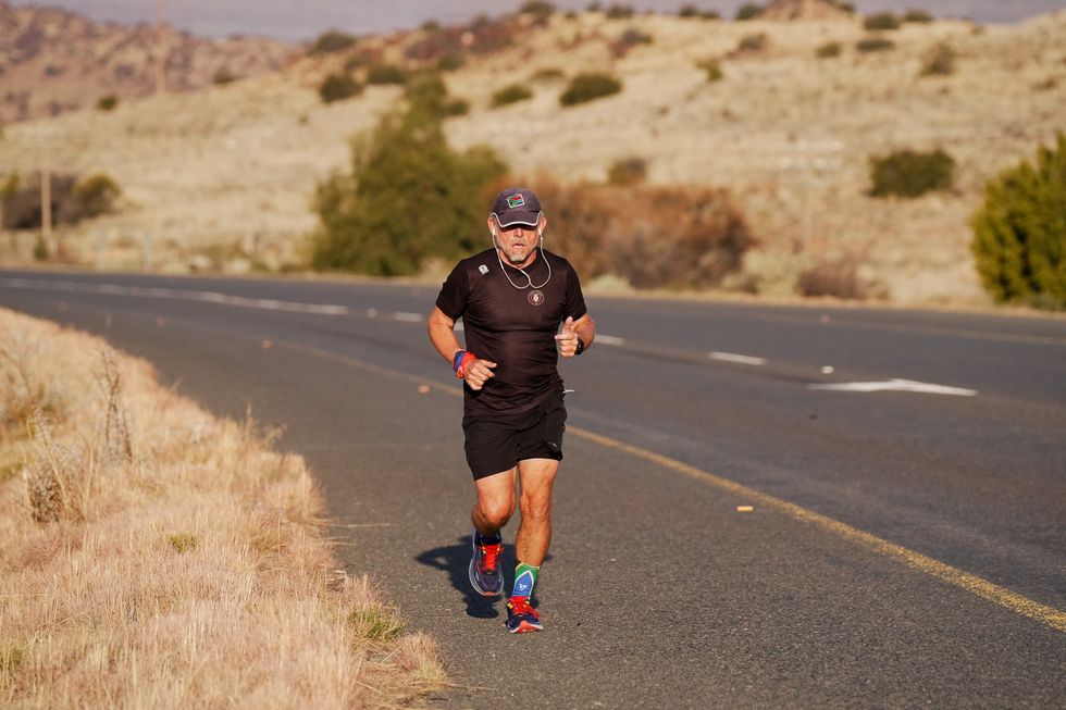 \u200bKeith Boyd running through Africa