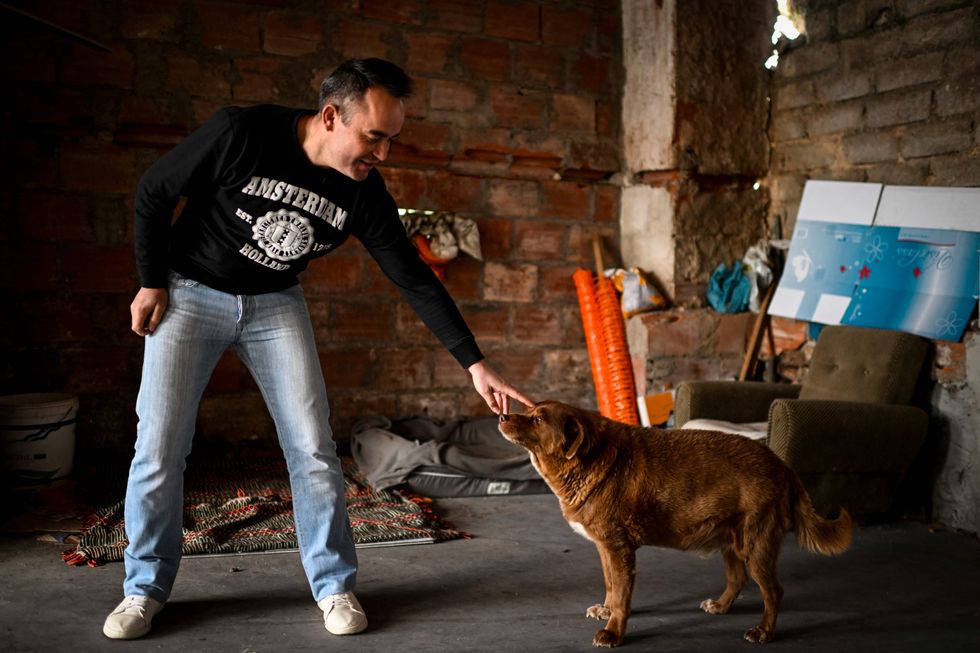 \u200bL\u200beonel Costa and his dog Bobi