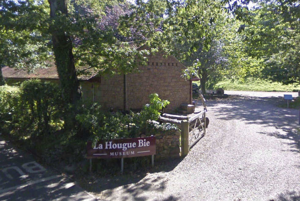 \u200bLa Hougue Bie Museum