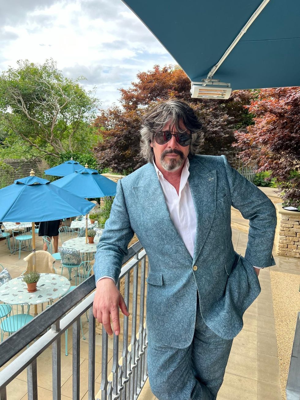 \u200bLaurence Llewelyn Bowen at Eleven Bibury
