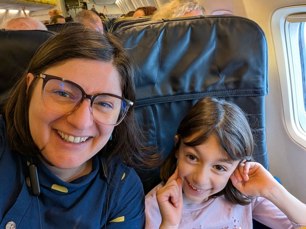 \u200bLuana Botas and Maia Robinson