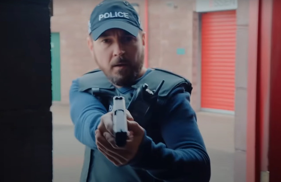 \u200bMartin Compston as Detective Sergeant Steve Arnot