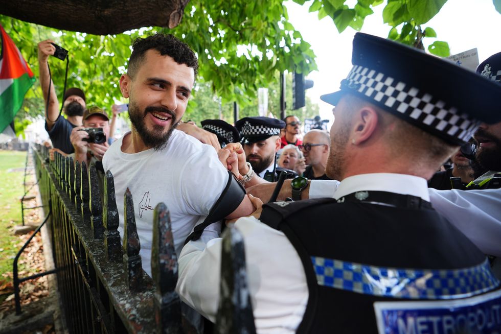 \u200bNearly 900 people were arrested in Central London