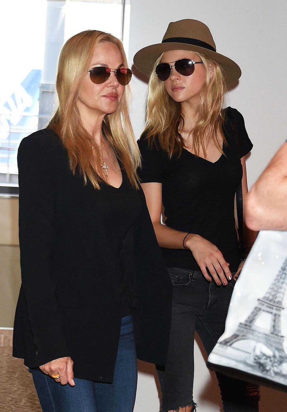 \u200bNicola Peltz and Claudia Peltz