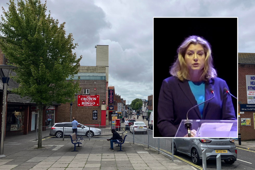 \u200bPenny Mordaunt and general view of Portsmouth city