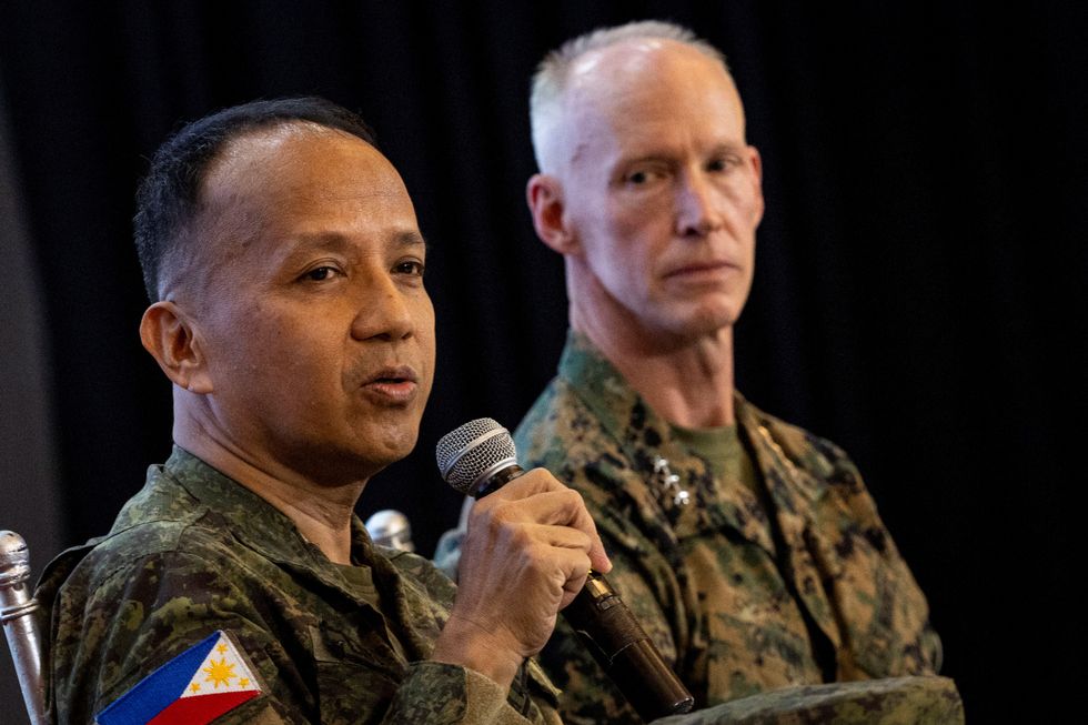 \u200bPhilippine Balikatan Exercise Director Major General Francisco Lorenzo answers questions from the media beside his counterpart U.S. Balikatan Exercise Director Lieutenant General James Glynn