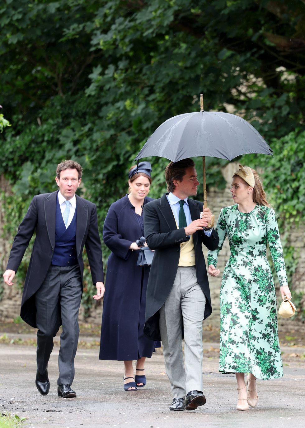 \u200bPrincesses Beatrice and Eugenie
