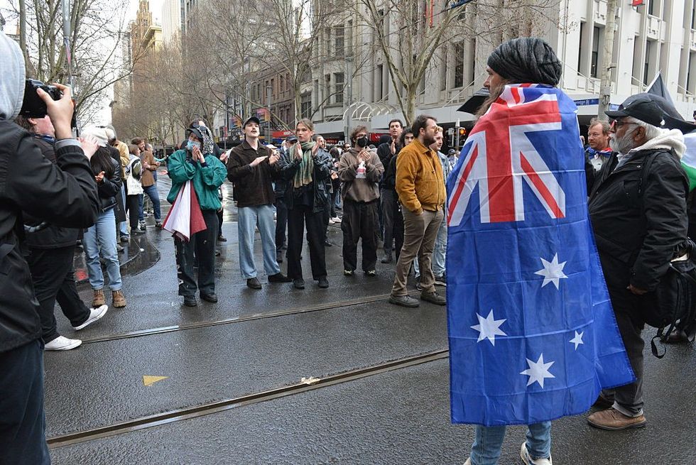 \ U200bProtests vypukl v Melbourne se střety s pro-Palestiniánem