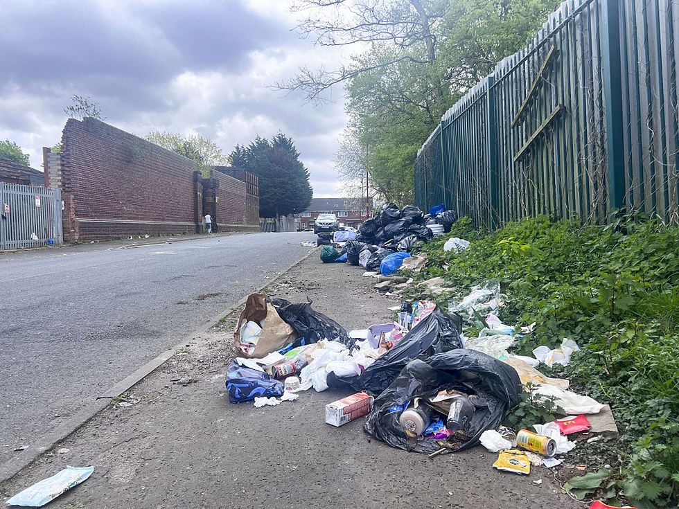 \u200bRubbish dumped on the floor