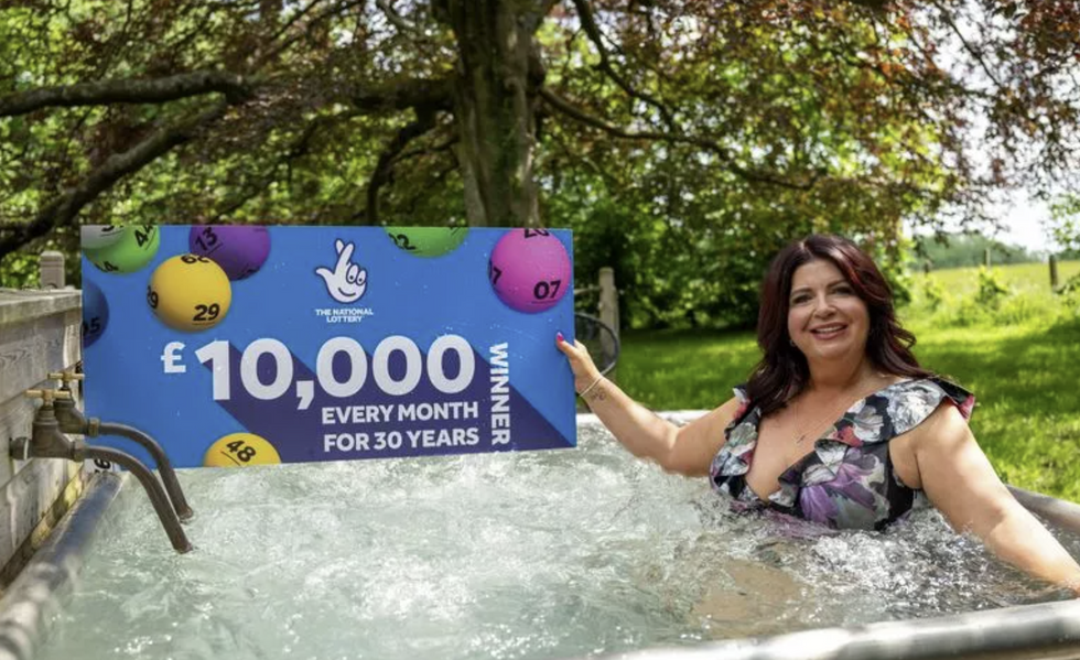 \u200bSandra Hall won the winning jackpot