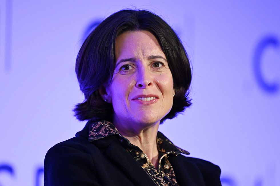 \u200bSarah Cardell CMA pictured speaking on stage