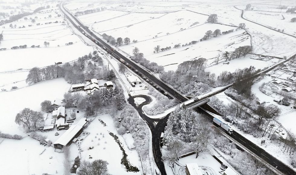 \u200bSnow has hit much of the UK