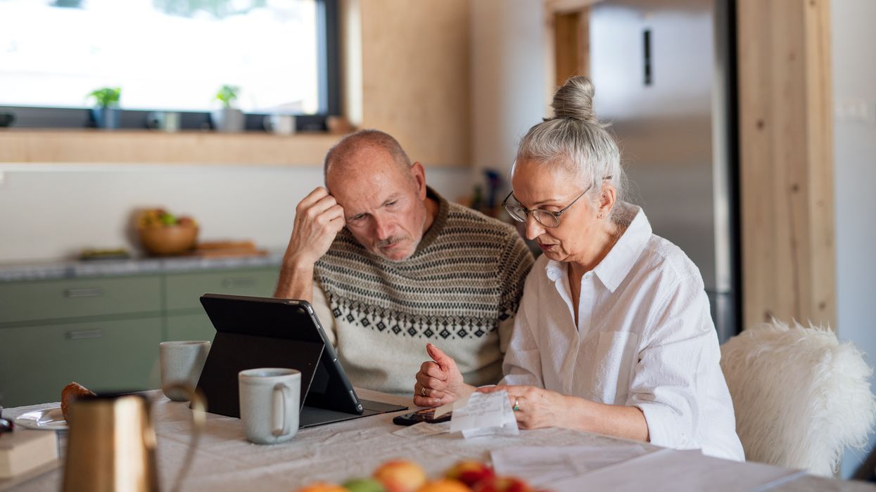 \u200bState pension age Britons look at finances