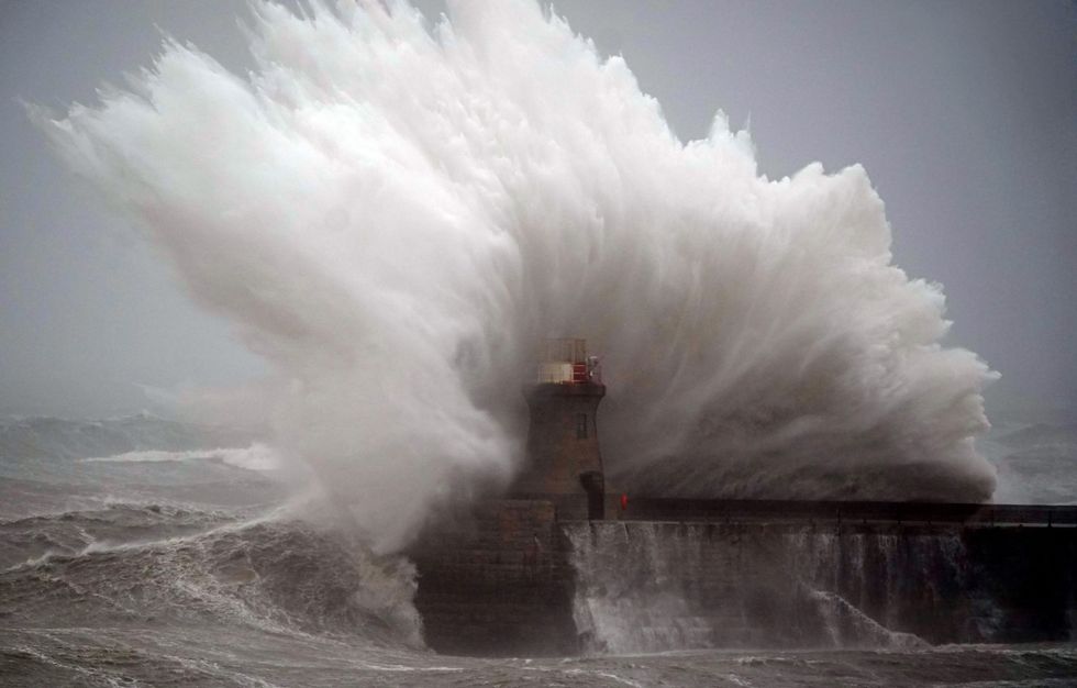 \u200bStorm Babet batters Scottish coast