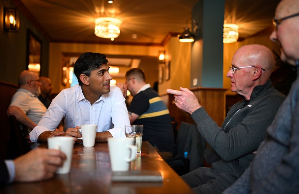 \u200bSunak speaking with veterans in Richmond, Yorkshire