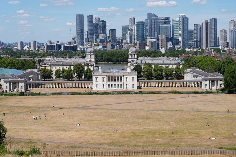 \u200bSunbathing in Greenwich