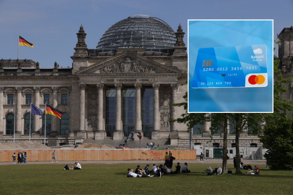 \u200bThe Bundestag, migrant card