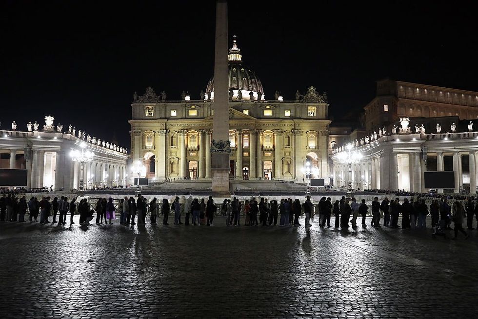 \u200bThe faithful queue overnight in St Peter's Square