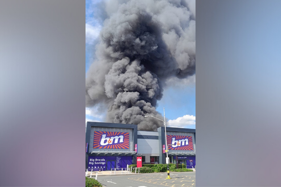 \u200bThe fire at the West Midlands retail park