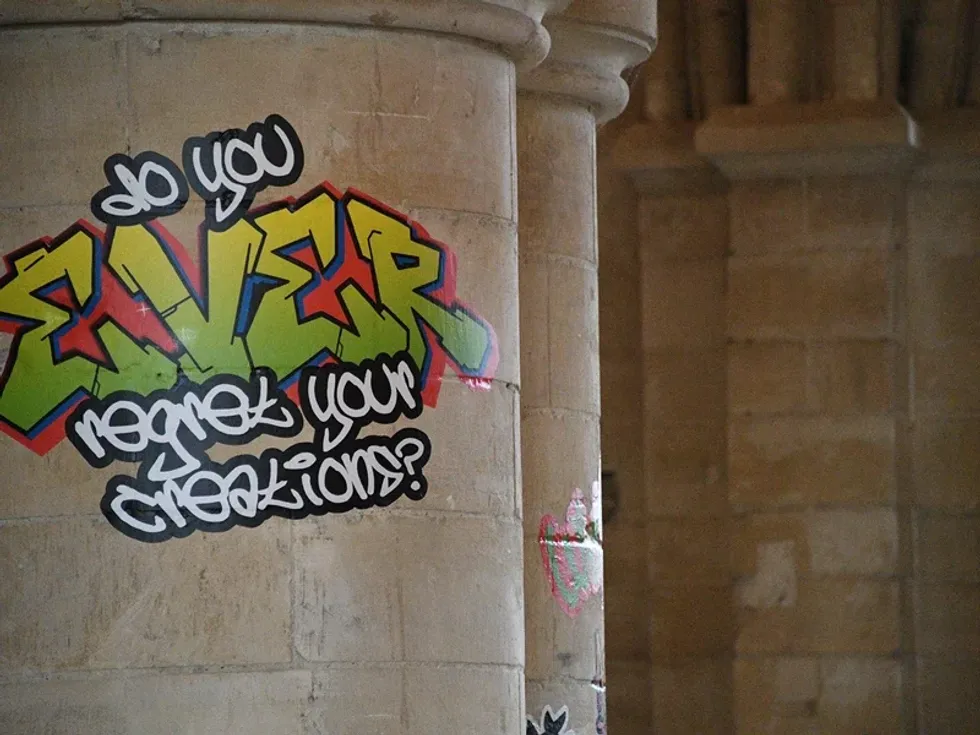 \ U200bhe graffiti byla porovnána s tím, co bylo vidět na parkovišti