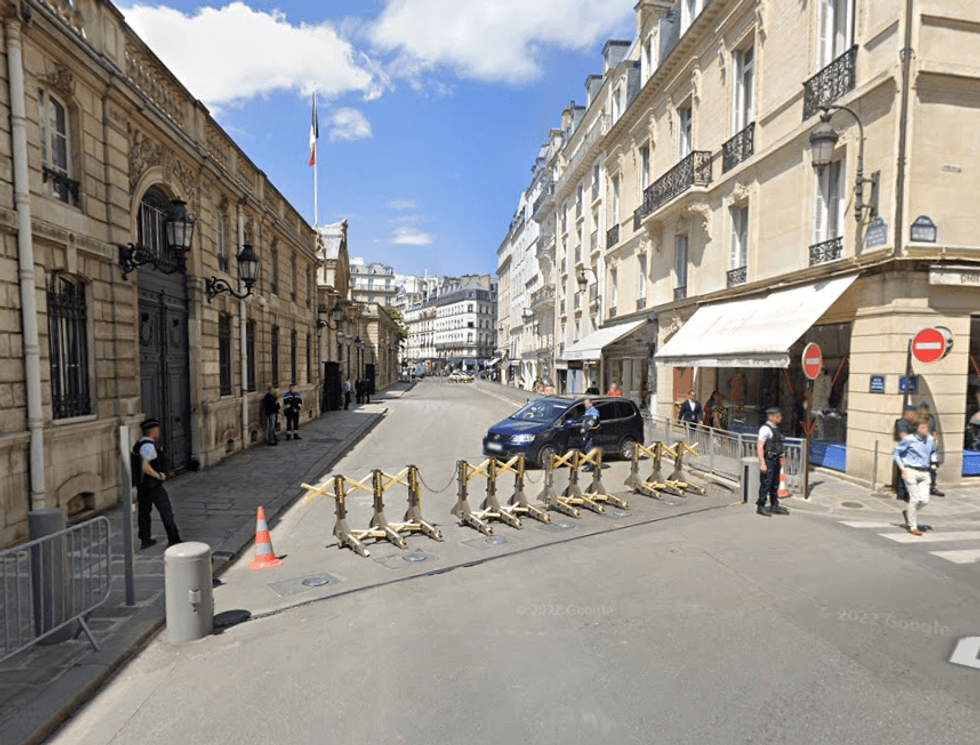 \u200bThe headquarters are located on Faubourg Saint-Honor\u00e9