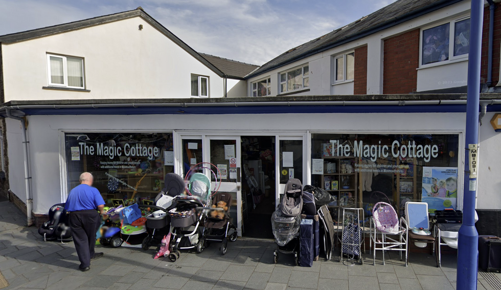 \u200bThe Magic Cottage in the town centre