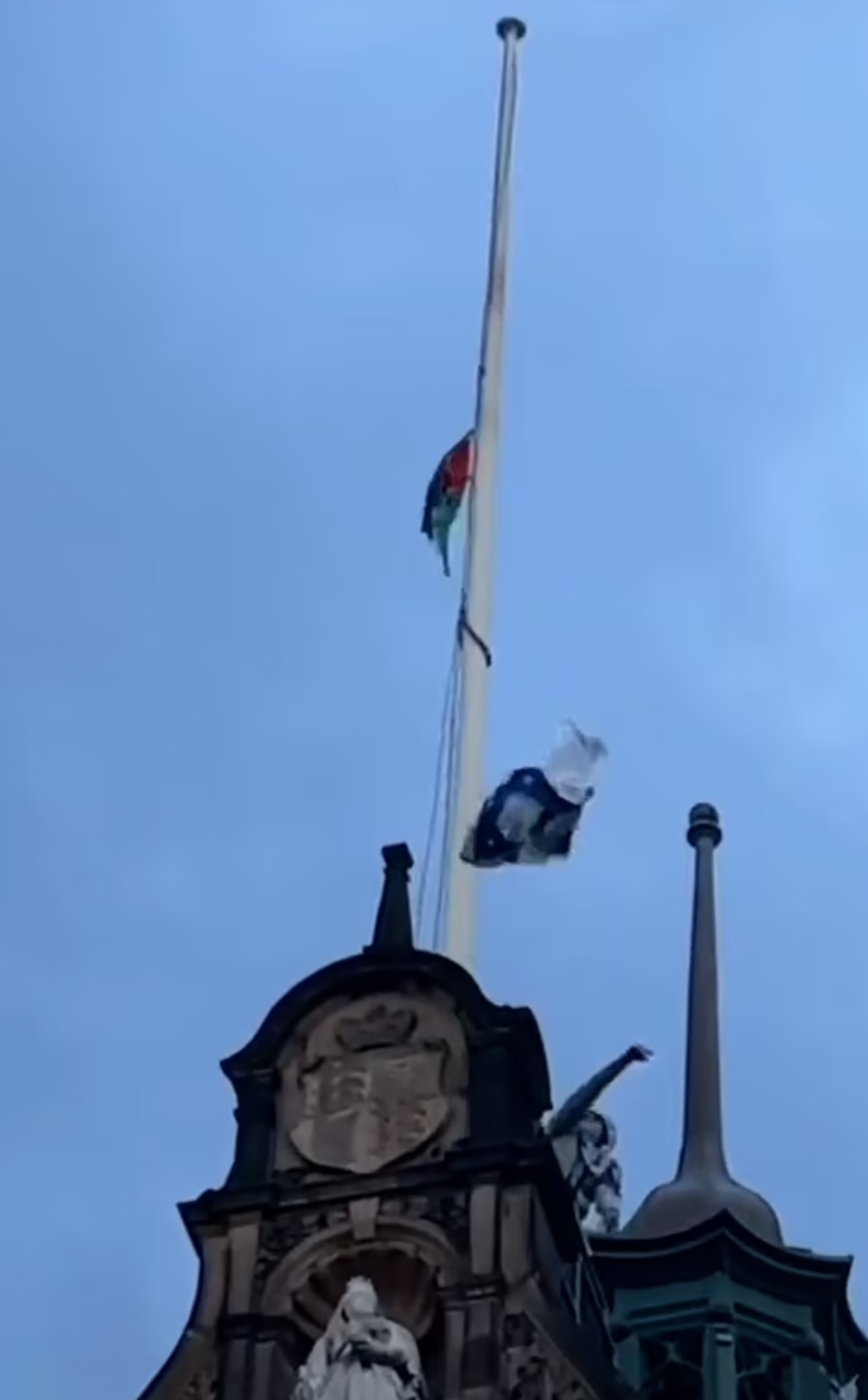 \u200bThe man chucked the Israel flag to the ground