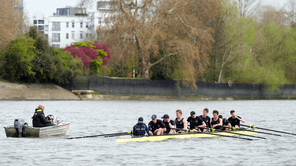 \u200bThe Oxford University Men's Boat Team during a training session on the River Thames