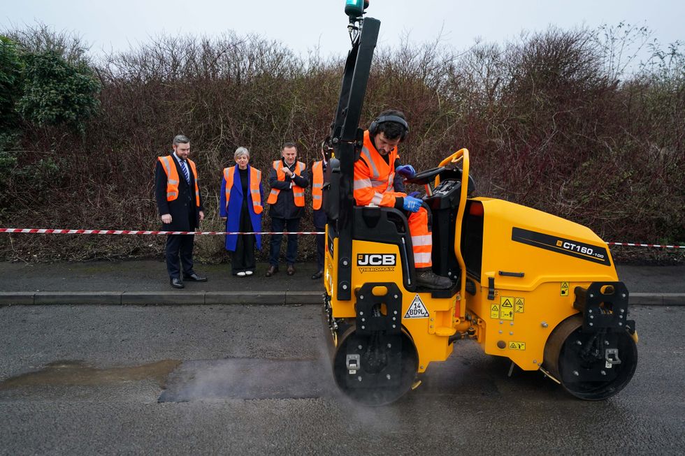 \u200bThe Pothole Partnership has called for the JCB Pothole Pro to be used to repair road issues