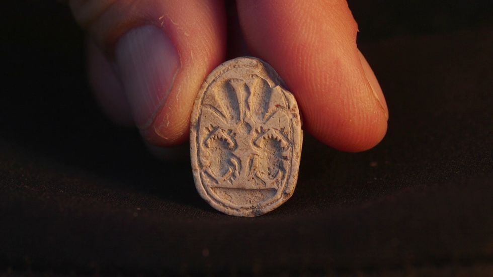 \u200bThe seal from Tel Azekah