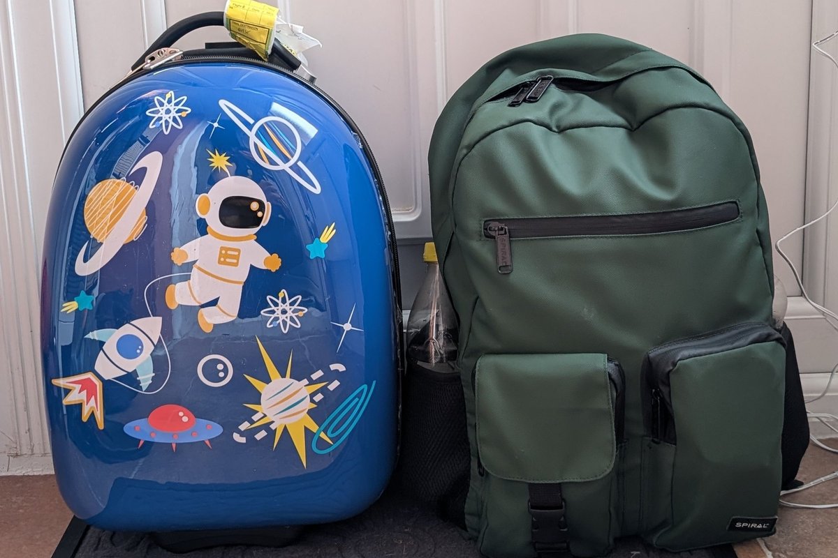 \u200bThe two cases side to side