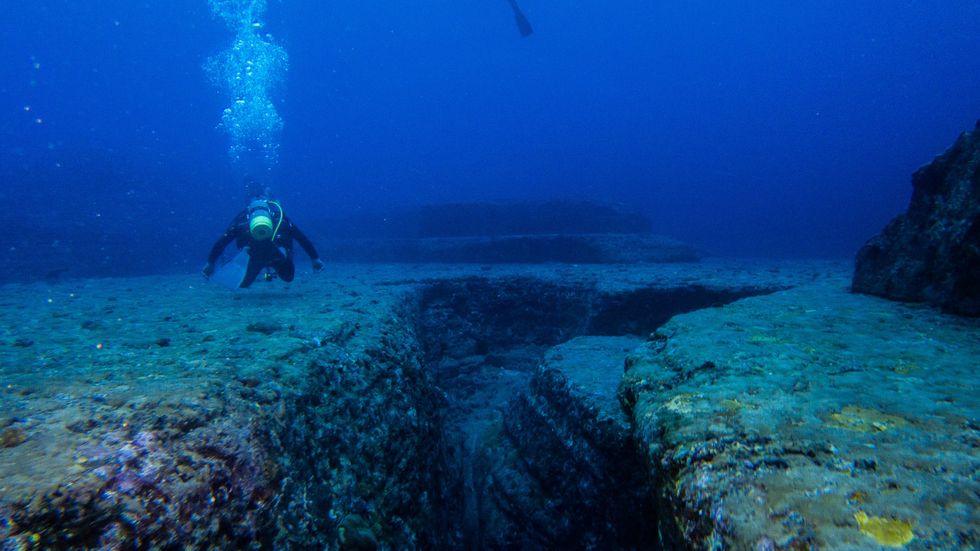 \u200bThe Yonaguni monument,