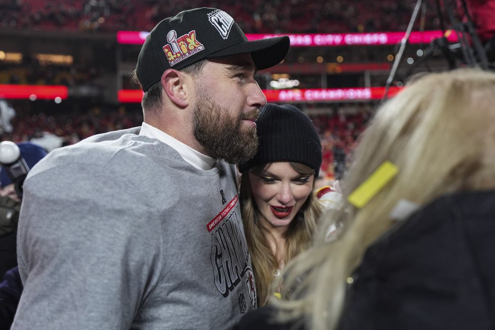 \u200bTravis Kelce and Taylor Swift