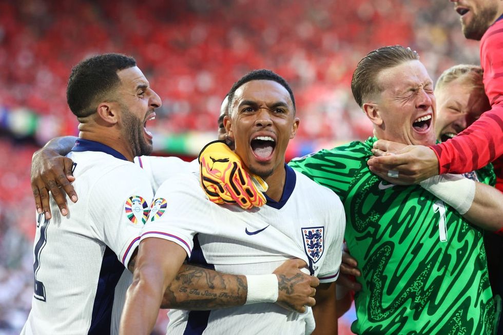 \u200bTrent Alexander-Arnold celebrates with Kyle Walker and Jordan Pickford