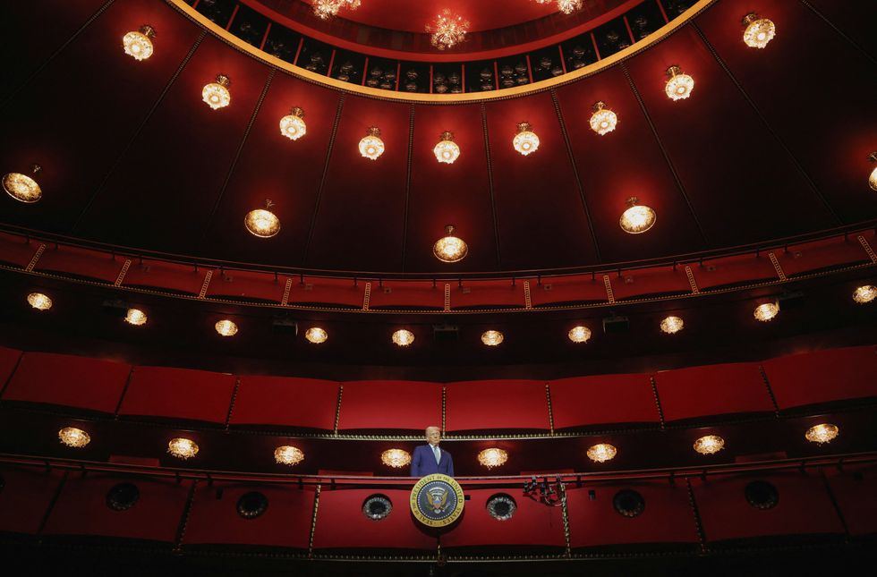 \u200bTrump stands at the presidential box at the Kennedy Center