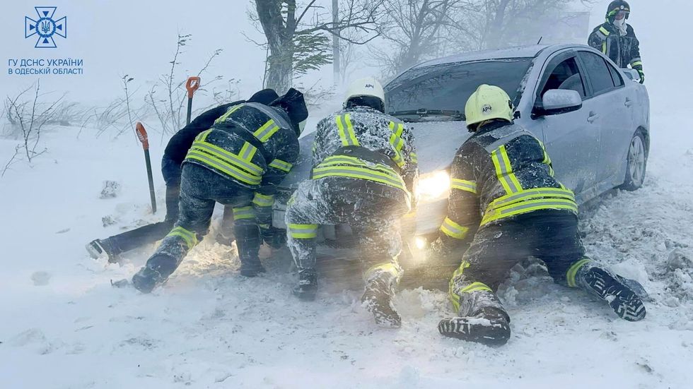\u200bUkraine snow rescue